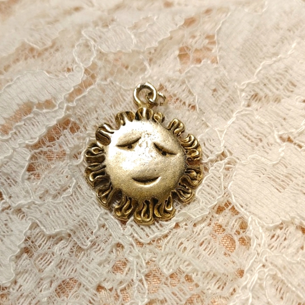 ⚜️ Vintage Eivind Hillestad Sun Pendant